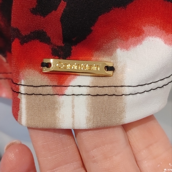 Calvin Klein Top - Picture 3 of 4